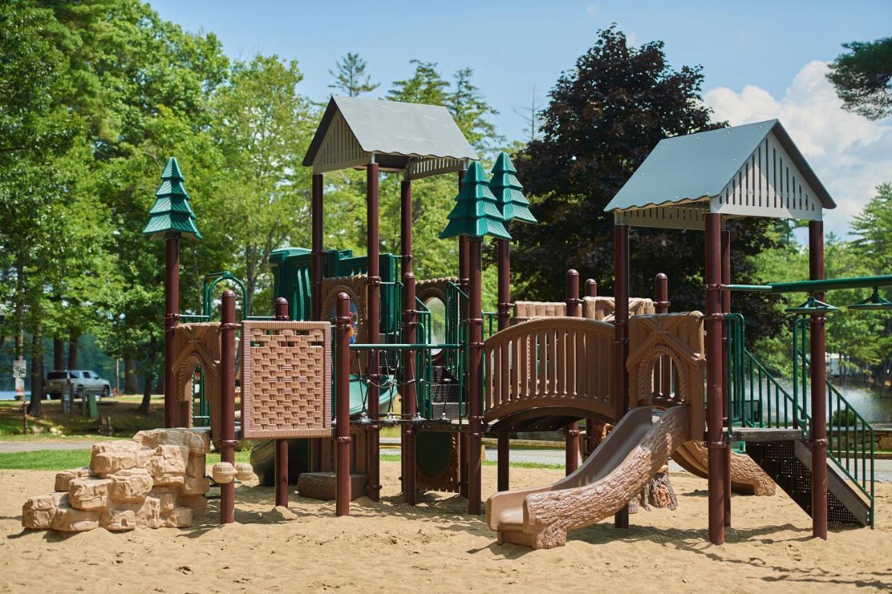 Lake George Escape Warrensburg Exterior photo
